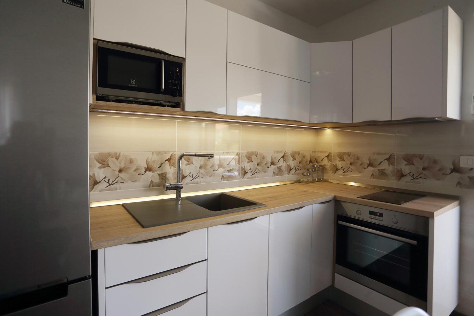 Apartments Romarin Супетар Екстериор снимка
