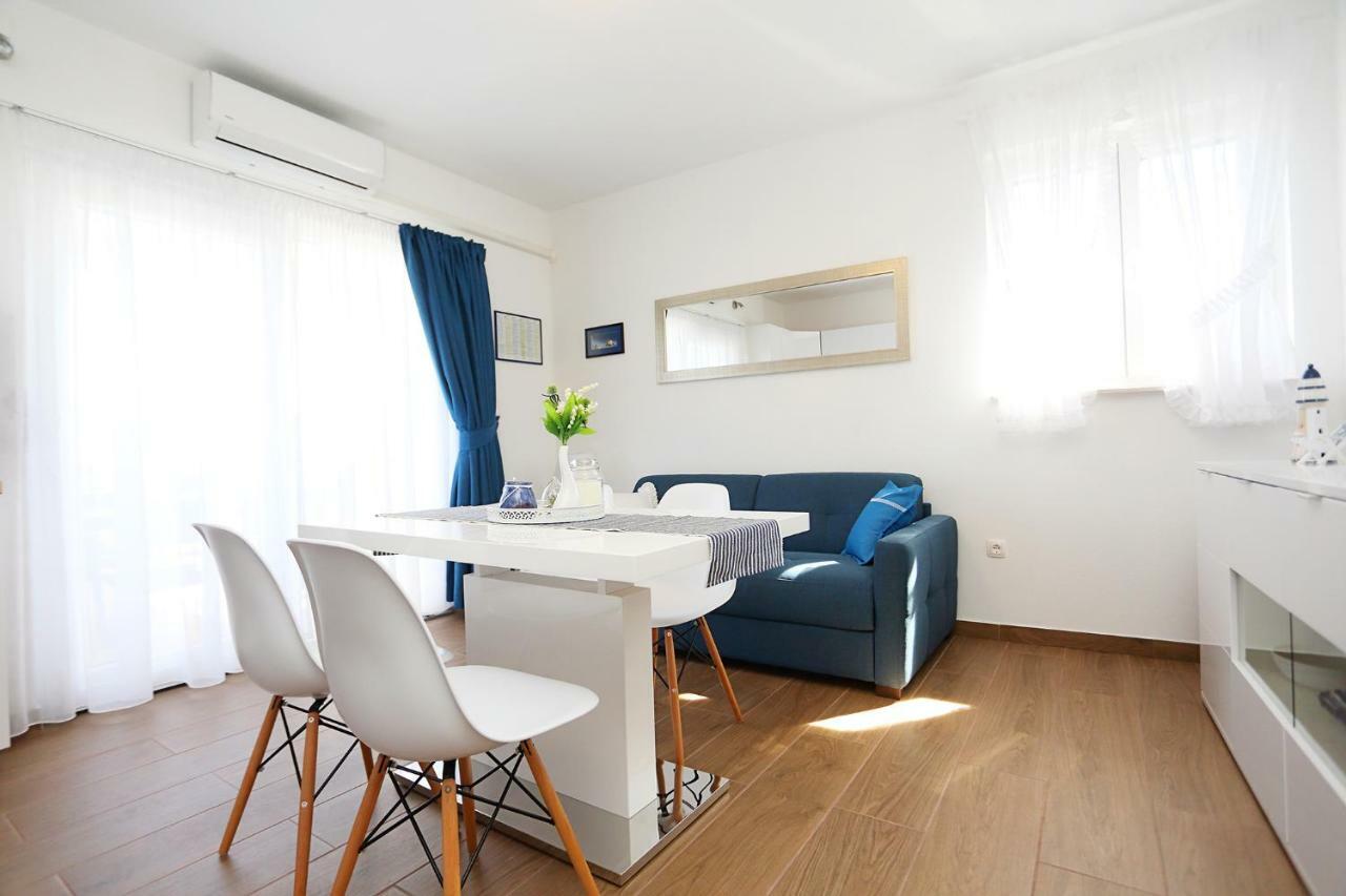 Apartments Romarin Супетар Екстериор снимка